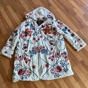 Stunning Johnny was faux fur coat! Like new! Worn once. Size medium